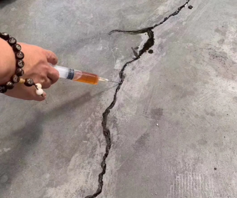 贵定混凝土裂缝修补技术详解​